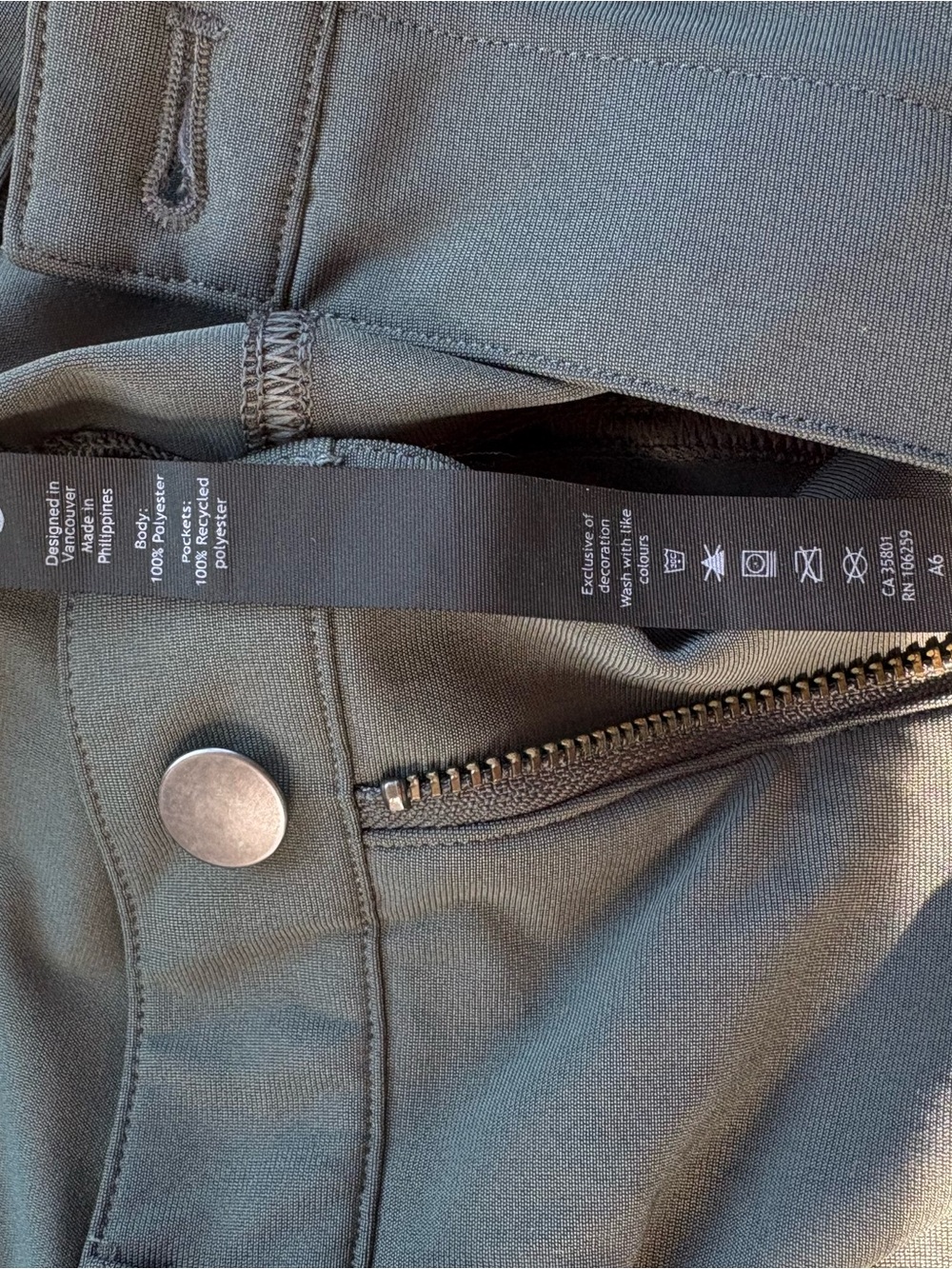 Men's lululemon 33 ABC Lightweight pant from Like New line Olive Green